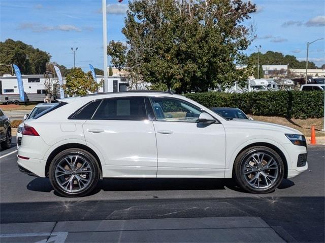 2021 audi q8 55 premium
