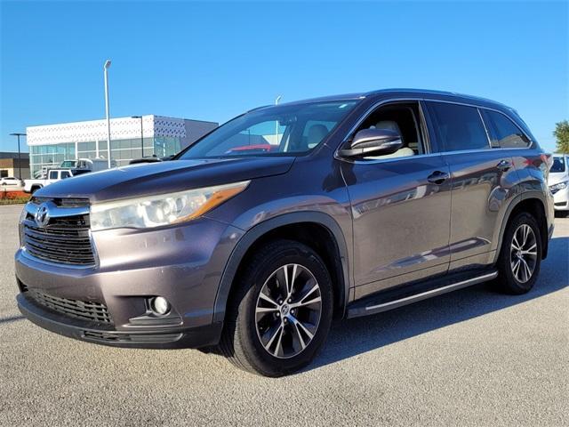 2016 toyota highlander xle