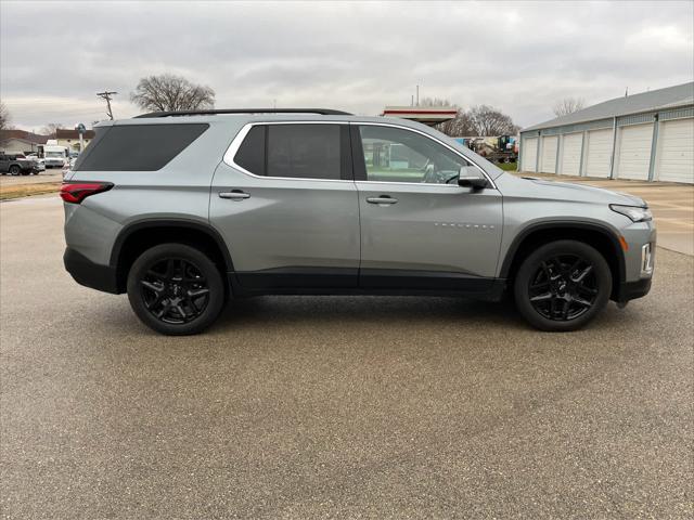 2023 chevrolet traverse lt leather
