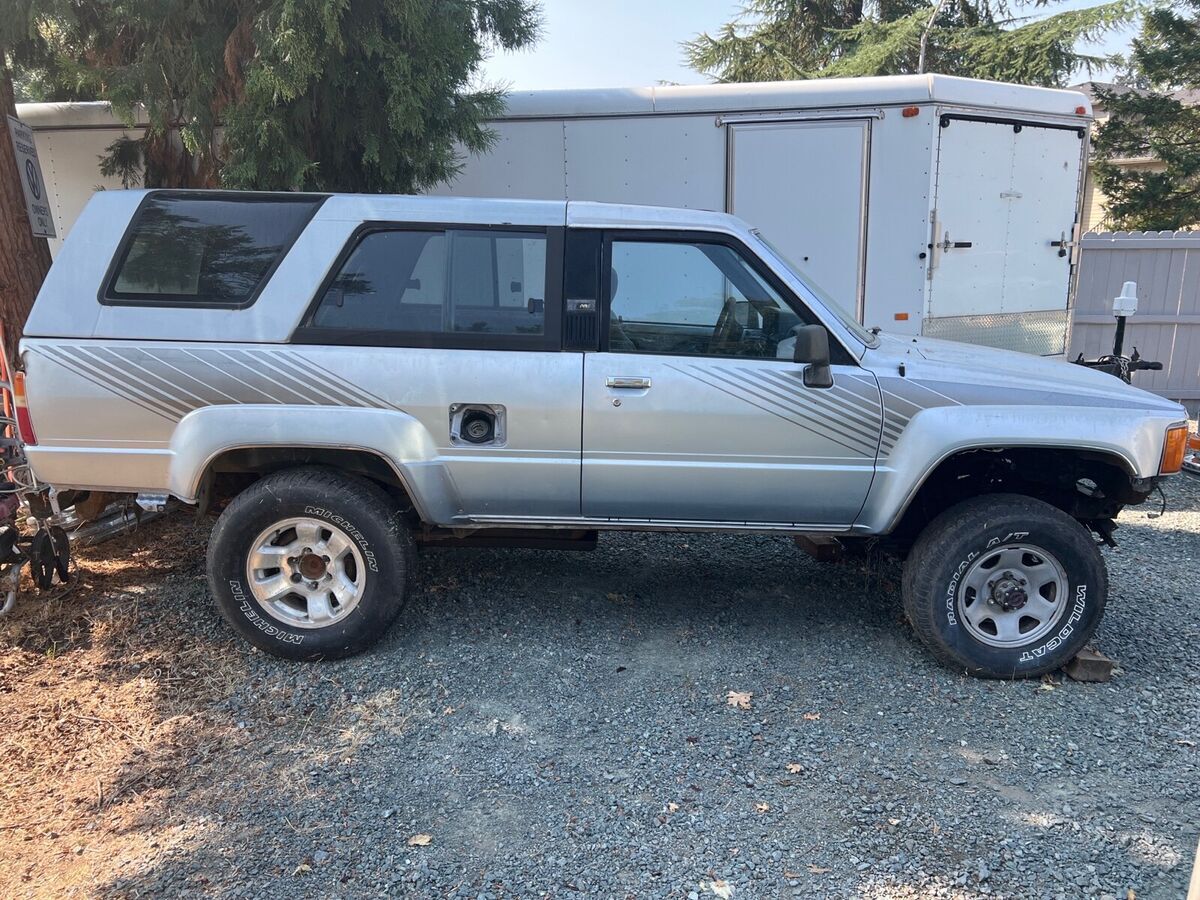 1988 toyota 4runner suv grey 4wd manual vn66 sr5