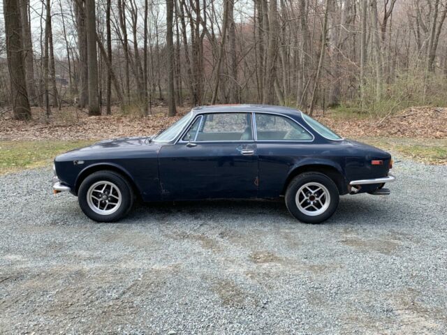 1972 alfa romeo gtv type 105 coupe 2000cc engine solid project no reserve