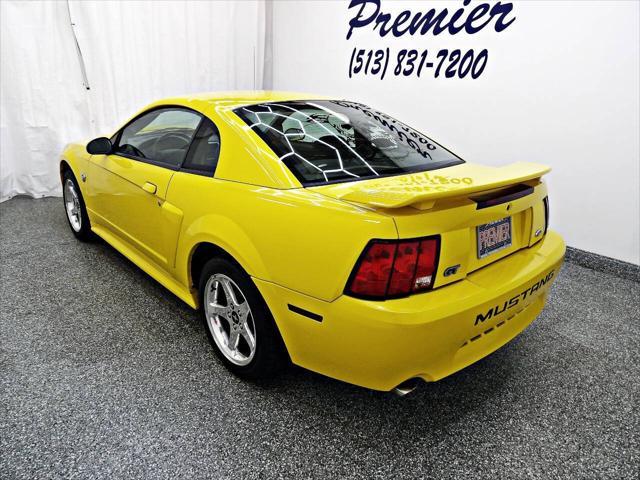 2004 ford mustang gt