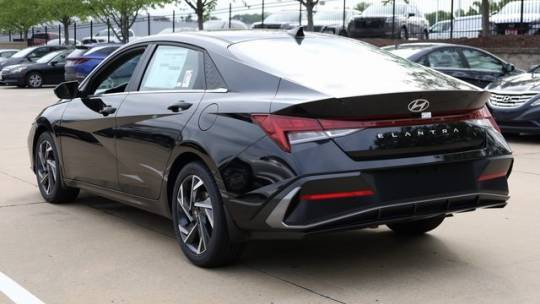 2024 Hyundai Elantra