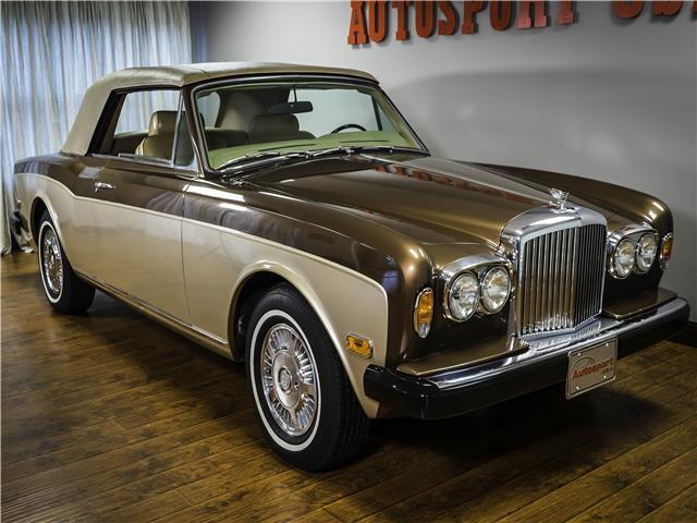 1979 bentley corniche walnut/silver sand automatic