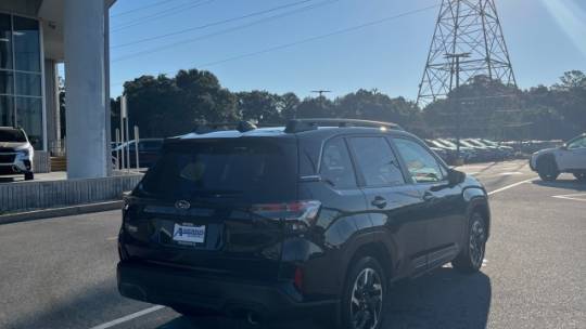 2025 Subaru limitd