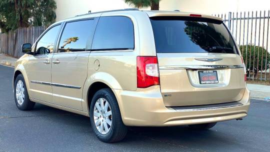 2016 Chrysler Town & Country