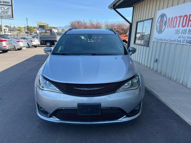 2018 chrysler pacifica touring-l