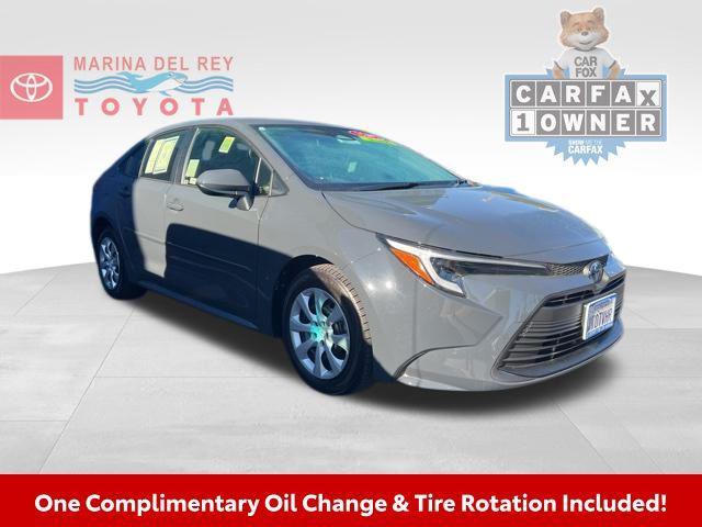 2023 toyota corolla hybrid le