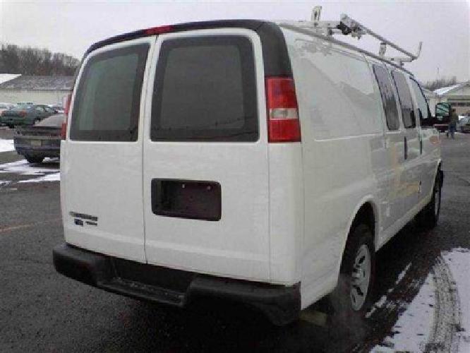 2011 chevrolet express 1500 cargo van 3d in elmhurst, ny