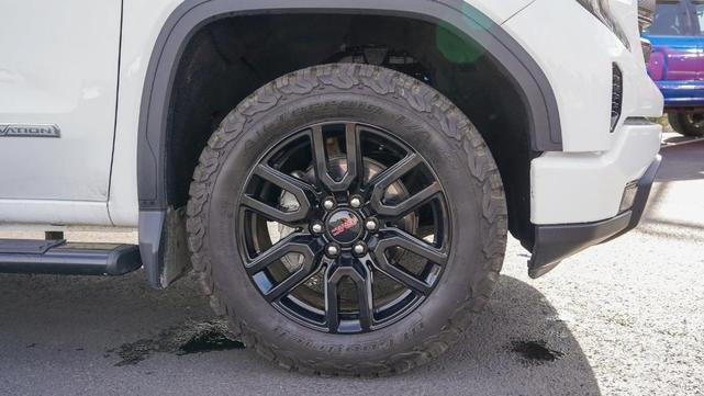 2022 gmc sierra 1500 elevation