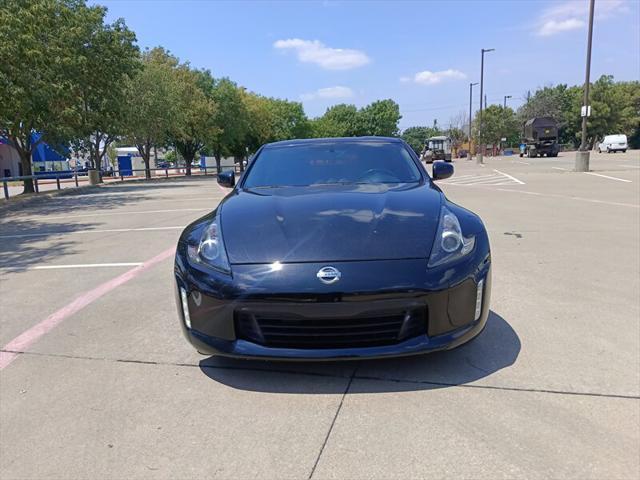 2020 nissan 370z base