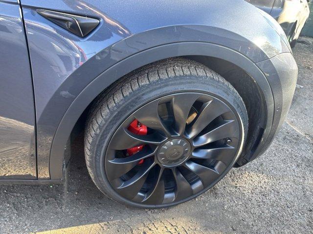 2022 tesla model y performance