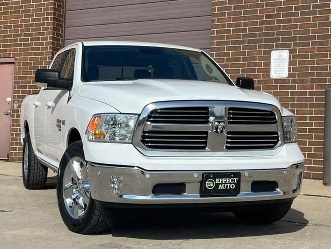 2019 ram 1500 classic crew cab slt 4x4 crew cab 5.6 ft. box 140 in. wb in omaha, nebraska