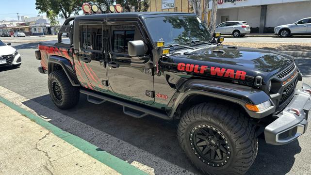 2022 jeep gladiator sport s
