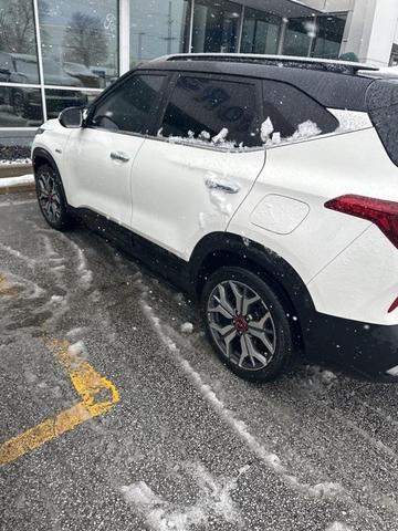 2021 kia seltos sx turbo