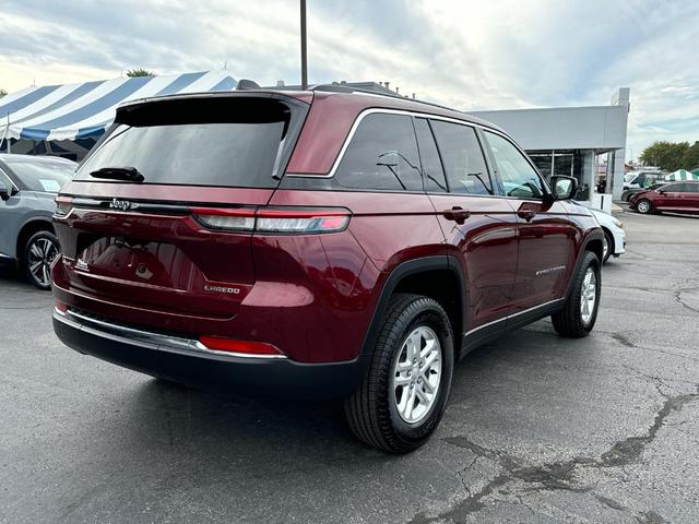 2022 jeep grand cherokee laredo