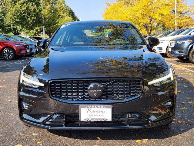 2024 volvo s60 b5 plus black edition