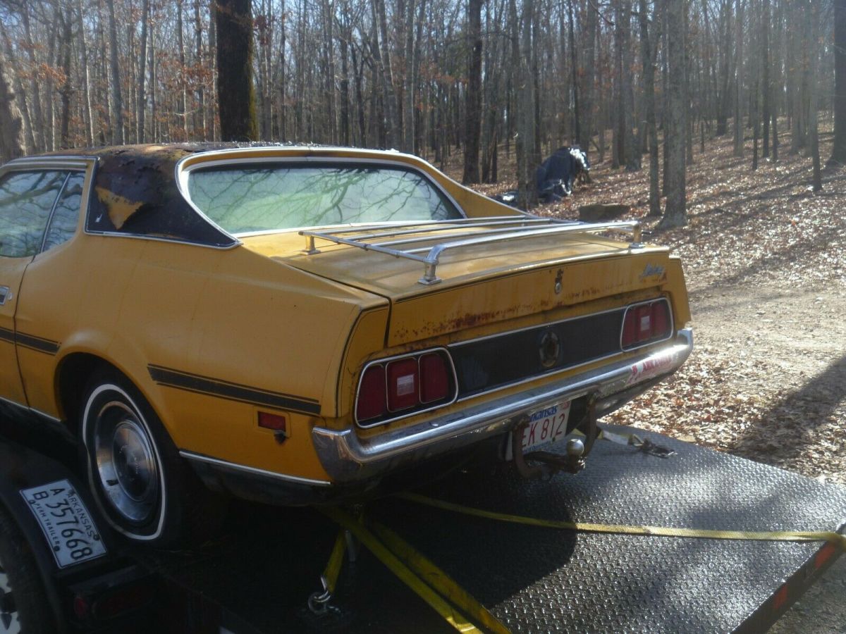 1972 ford mustang hardtop