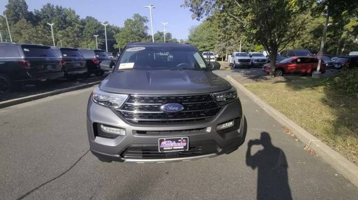 2021 ford explorer xlt