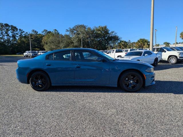 2022 dodge charger sxt