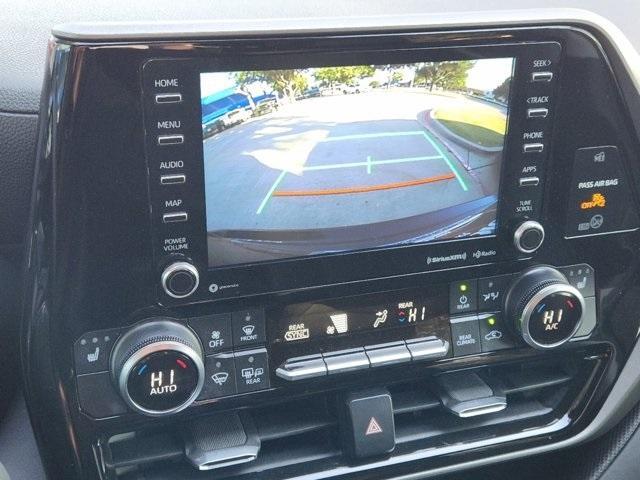 2020 toyota highlander xle