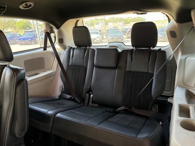 2019 dodge grand caravan sxt