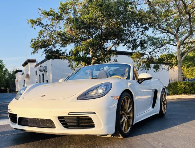 2017 porsche 718 boxster base