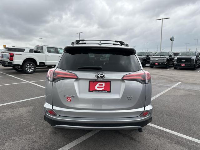 2016 toyota rav4 xle
