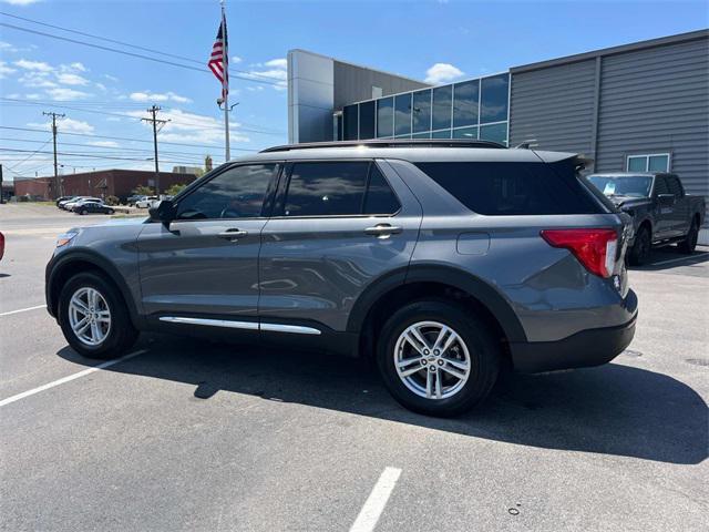 2022 ford explorer xlt