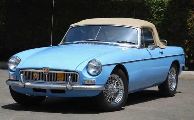 1964 mgb, pull-handle, chrome bumper, long term owner, great driver, restored
