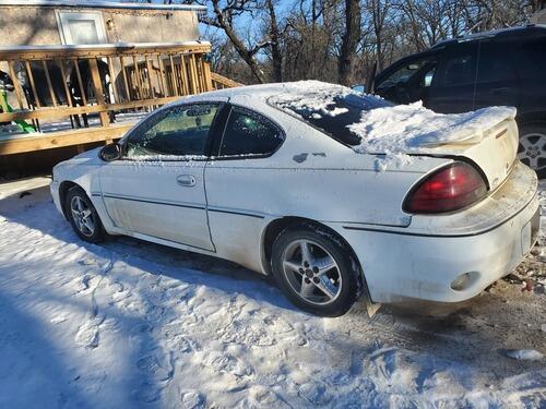 2002 grand am gt 180k runs good was rear ended. everything except the driver