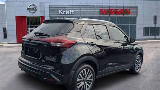 2024 Nissan Kicks sv