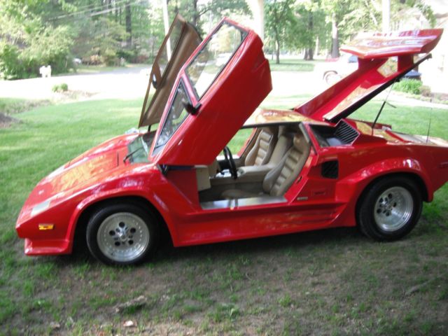 lamborghini contach replica