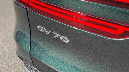 2023 Genesis GV70