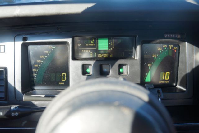 1986 red chevrolet corvette