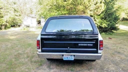 1981 dodge ramcharger 2 wheel drive runs good great interior new tires 318 v8