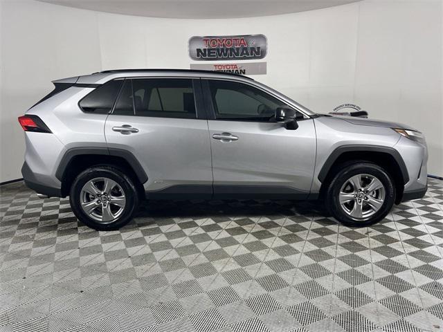2023 toyota rav4 hybrid se