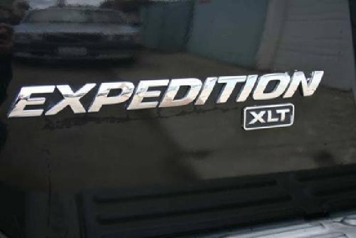 2004 ford expedition xlt in sylmar, ca