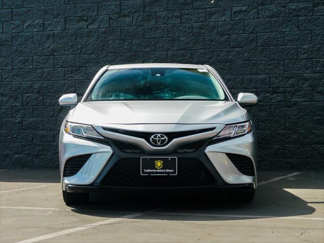 2020 toyota camry se