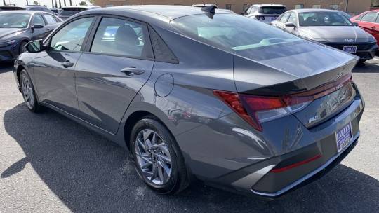 2024 Hyundai Elantra