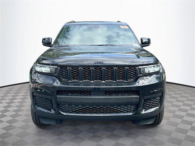 2023 jeep grand cherokee l altitude 4x2