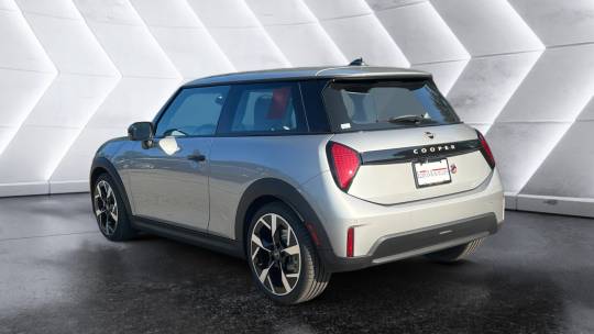 2025 Mini Hardtop