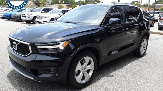 2022 Volvo XC40