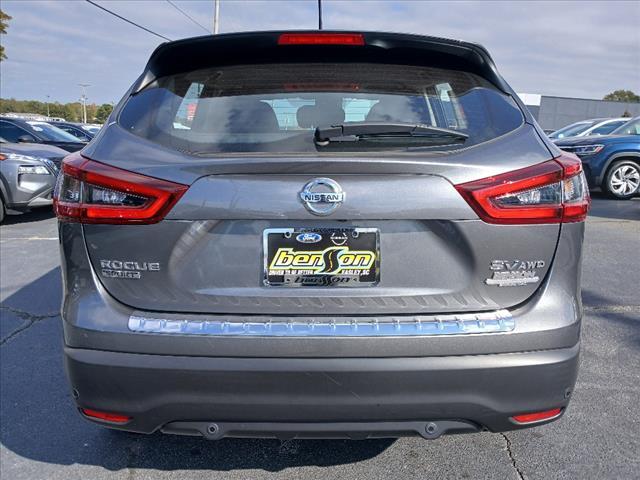 2021 nissan rogue sport sv