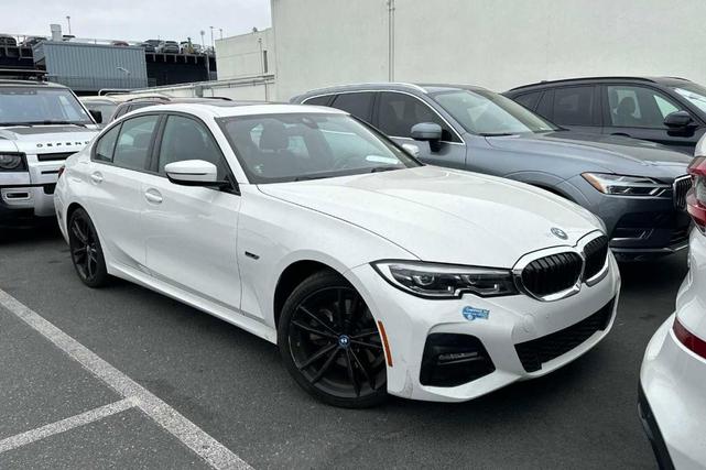 2022 bmw 330e base