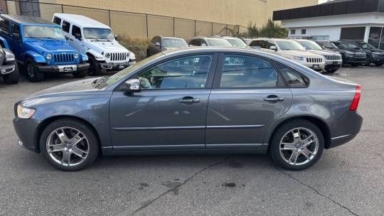2010 Volvo S40