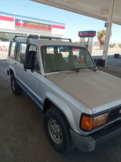 1989 isuzu trooper suv grey 4wd manual ii