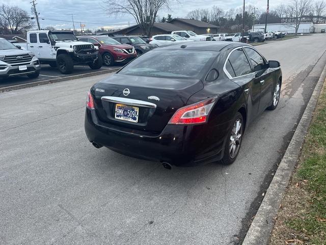 2012 nissan maxima sv