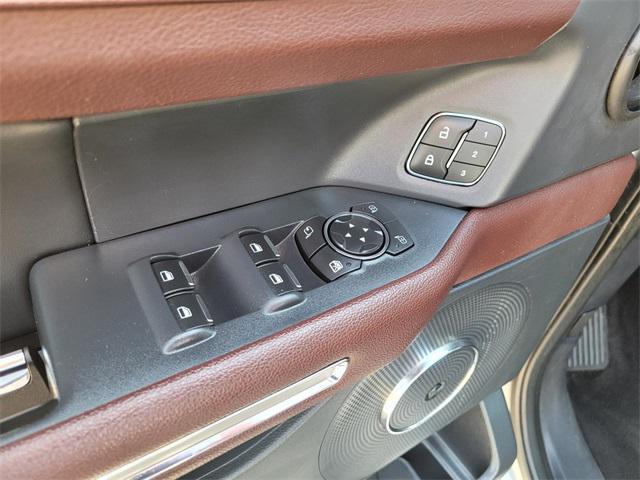 2022 ford expedition limited max