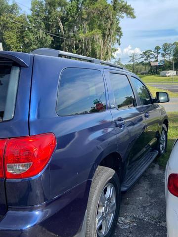 2008 toyota sequoia sr5